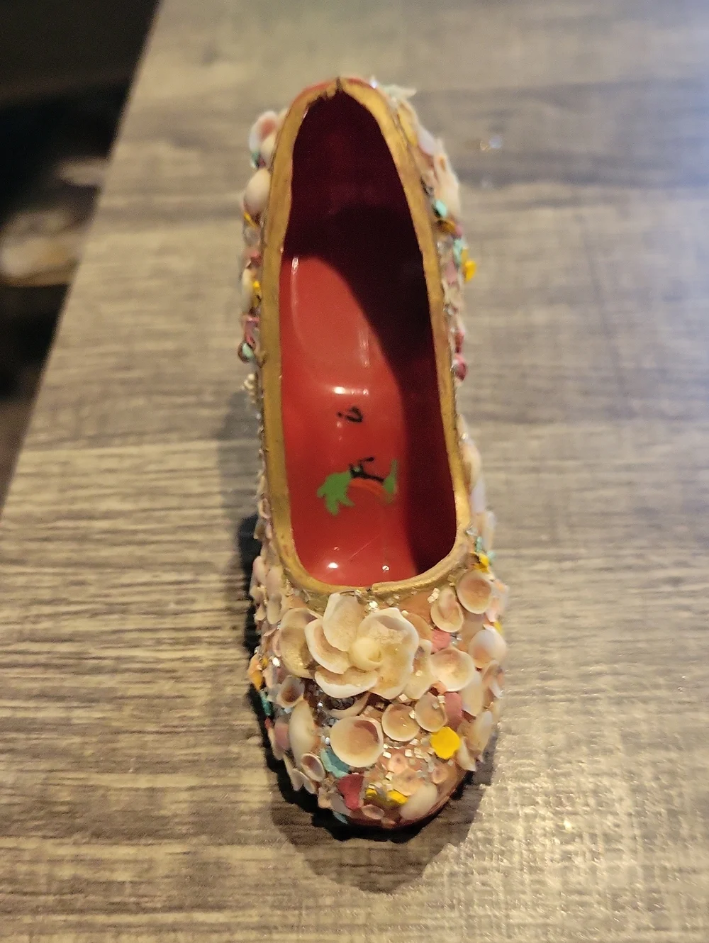 1950's Florida Souvenir Seashell High Heels,Red Bottoms/ EXC.VINTAGE COND.